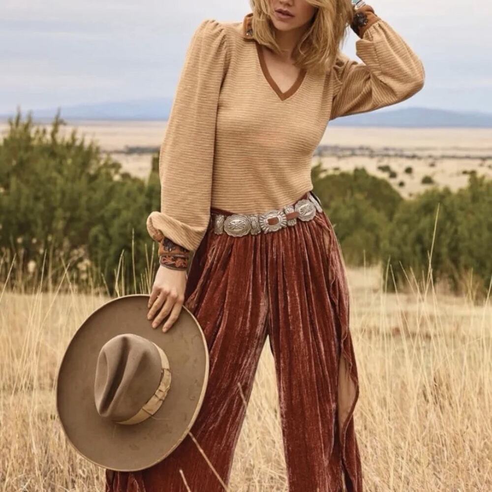 Double D Ranch Size M Trails End Top Long Sleeve Beaded Embellished Tan Western - Picture 3 of 11